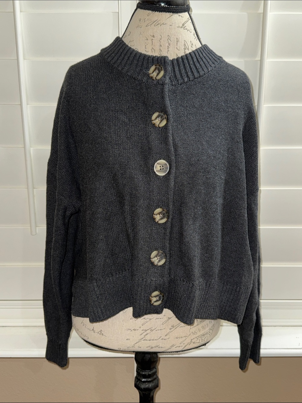 Quince 100% Organic Cotton Cropped Cardigan Charcoal
